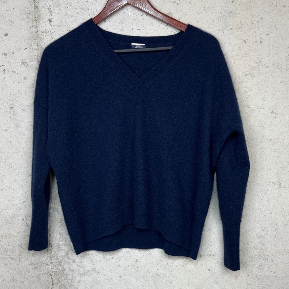 J. Crew Deep Blue cashmere V-Neck Sweater sz M